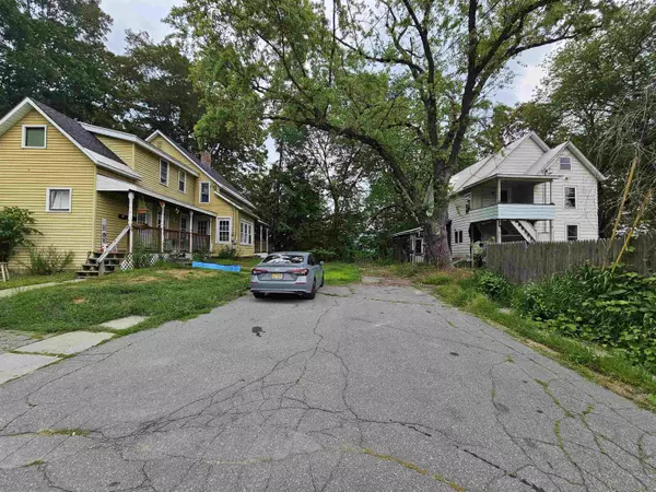 Springfield, VT 05156-3136,11 Buena Vista PL