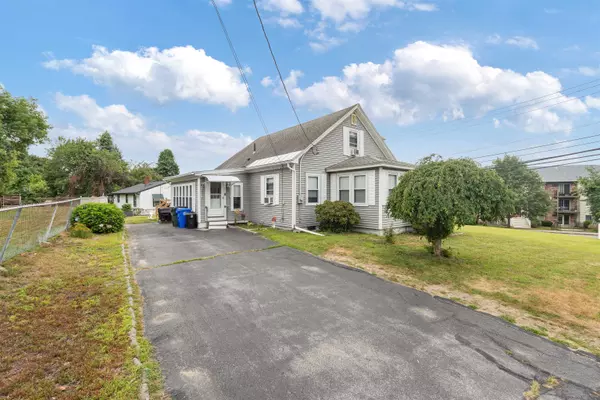 Manchester, NH 03104,1310 Hanover ST