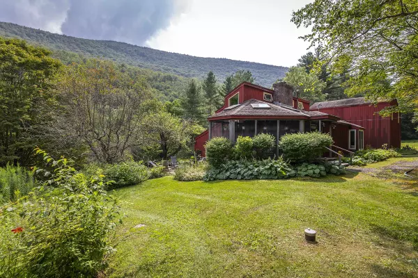 1175 South End RD, Mount Tabor, VT 05253
