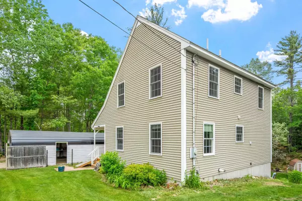 Wakefield, NH 03830,82 Robinhood RD