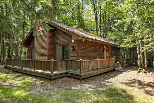 2 Elcid ST, Moultonborough, NH 03254