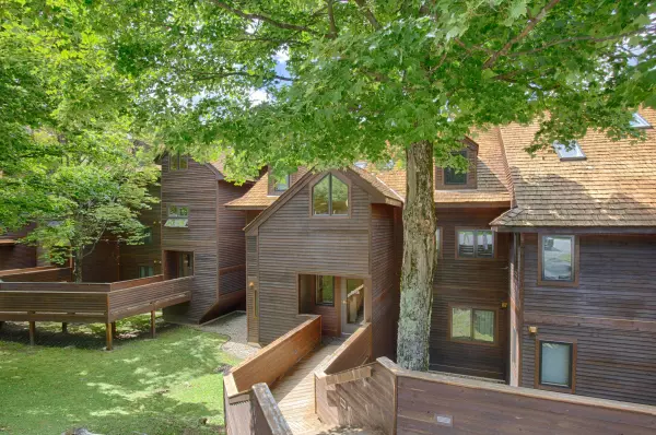 57 Highridge RD #B18, Killington, VT 05751