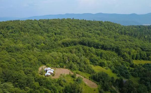 Barnet, VT 05821,859 Whitehill RD