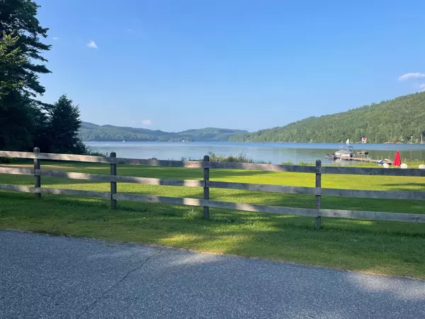 Fairlee, VT 05045,748 Lake Morey RD