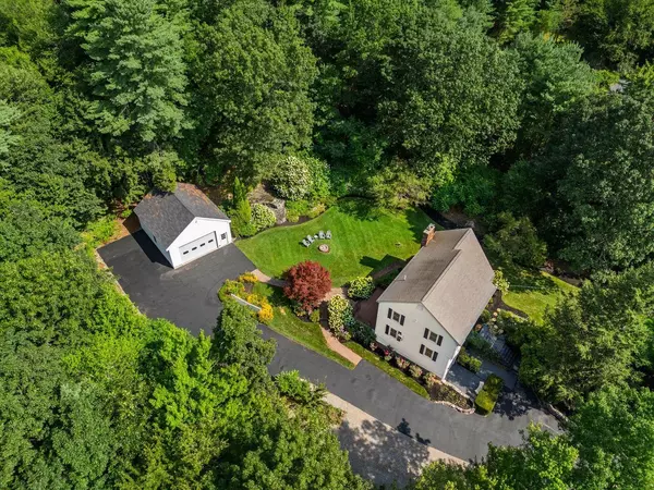 41 Gault RD, Bedford, NH 03110