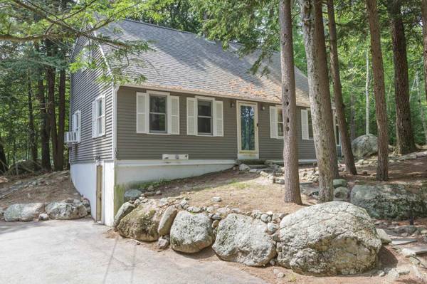 103 Hillside DR, Henniker, NH 03242