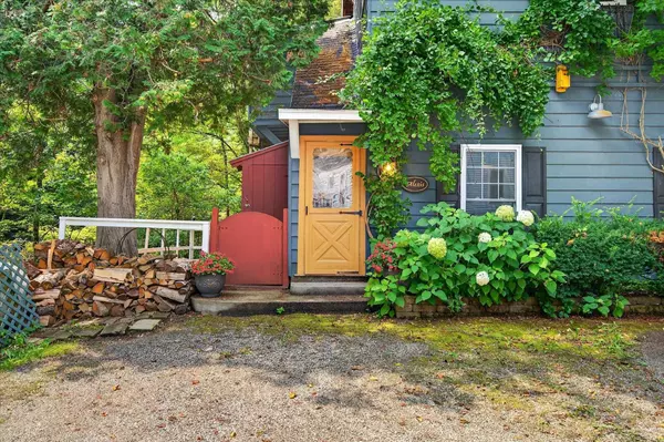 485 Brook RD, Danby, VT 05739