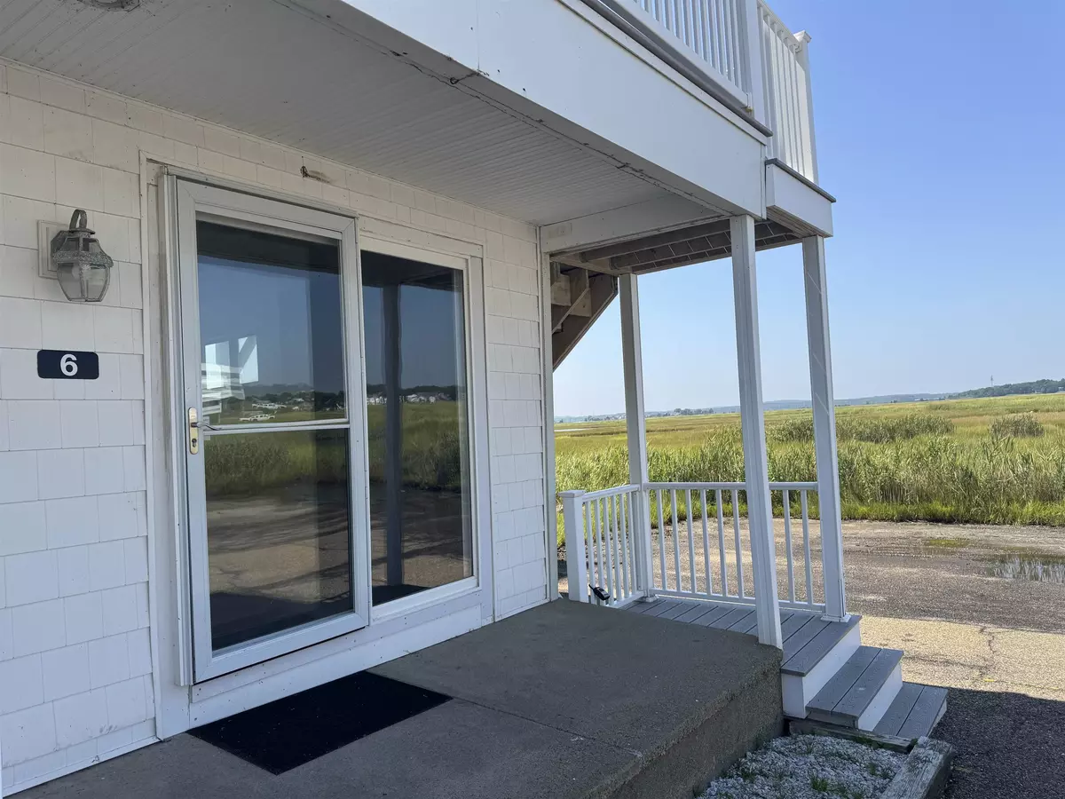 Hampton, NH 03842,541 Ocean BLVD #6