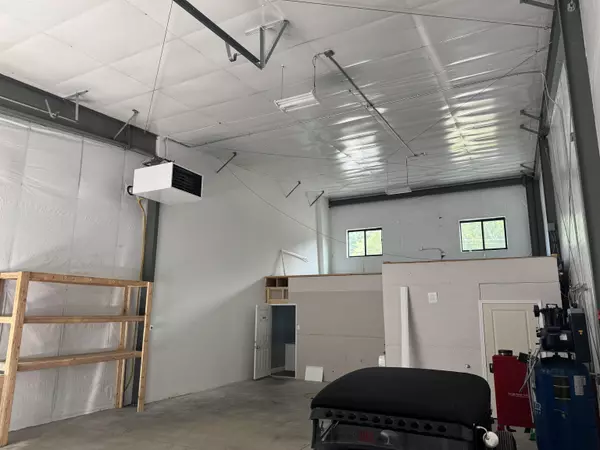 Brentwood, NH 03833,388 Route 125