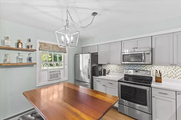 Essex, VT 05452,26 Wolff DR