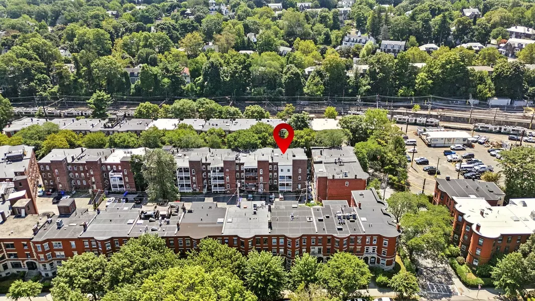 17 Strathmore RD #2, Brookline, MA 02445