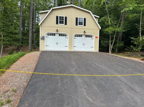 42 Hermit Lake RD, Sanbornton, NH 03269