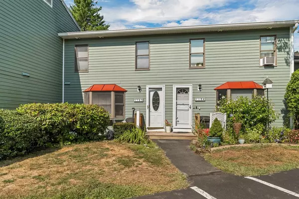 1103 Piscassic ST,  Newmarket,  NH 03857