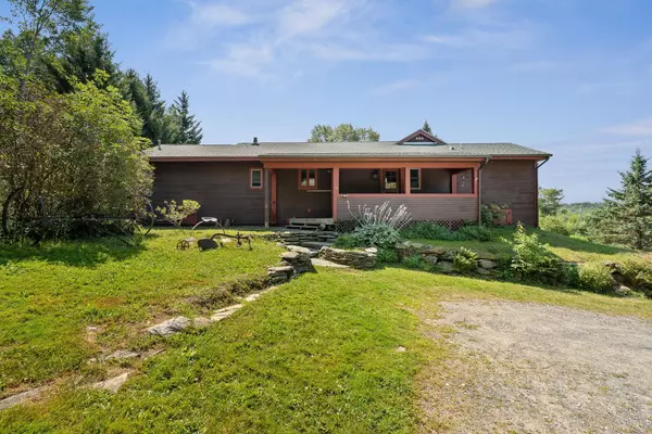 Underhill, VT 05489,16 Covey RD