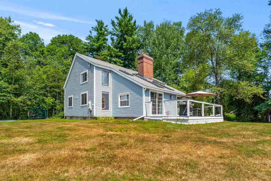 20 View RD, Weare, NH 03281