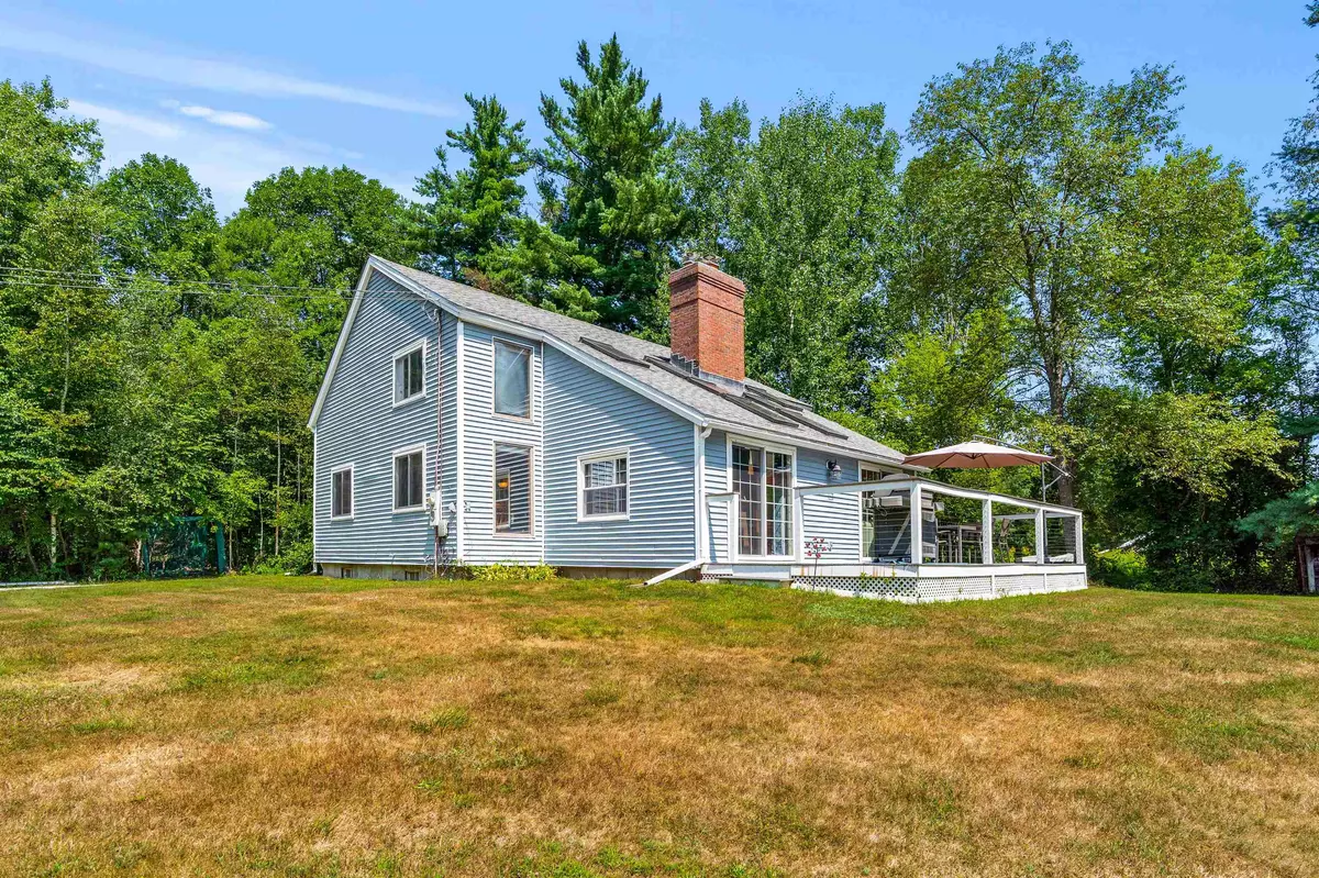 Weare, NH 03281,20 View RD