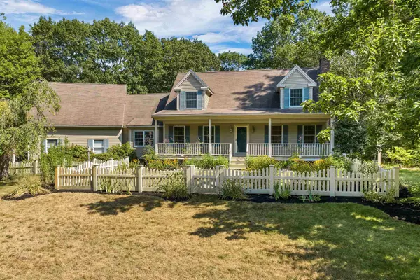 133 Deer Ridge DR, Barrington, NH 03825