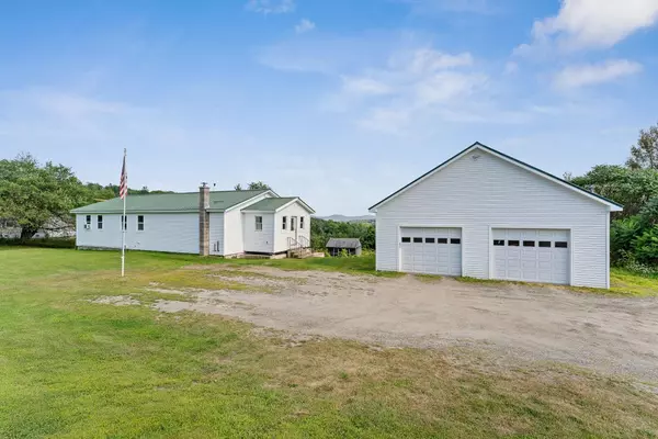 Randolph, VT 05061,994 North Randolph RD