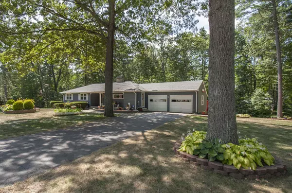 37 Tewksbury RD, Hampstead, NH 03841