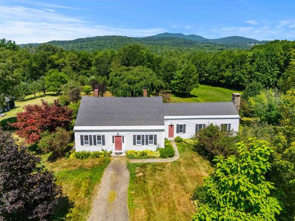 427 Old Bristol RD, New Hampton, NH 03256