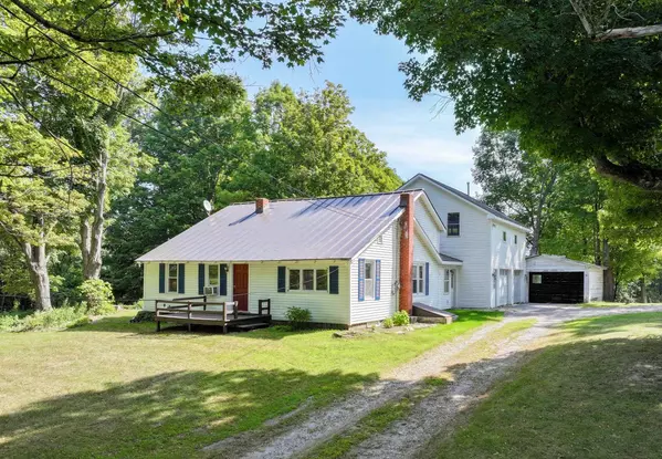 62 Windy Knoll LN, Leicester, VT 05733