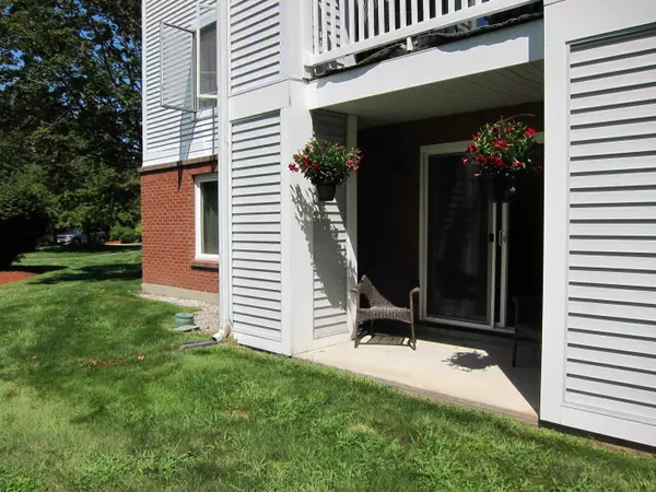 5 Timberwood DR #107, Goffstown, NH 03045