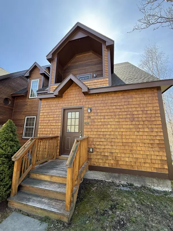 8 A Grouse LN, Dover, VT 05355