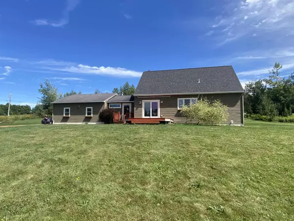68 Sanville RD, Troy, VT 05868