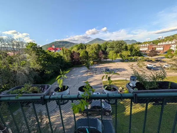 48 Cooper Memorial DR #415, Lincoln, NH 03251