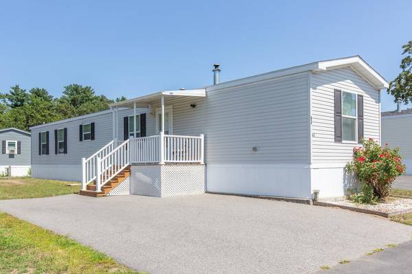 63 Caddy DR, Salem, NH 03079
