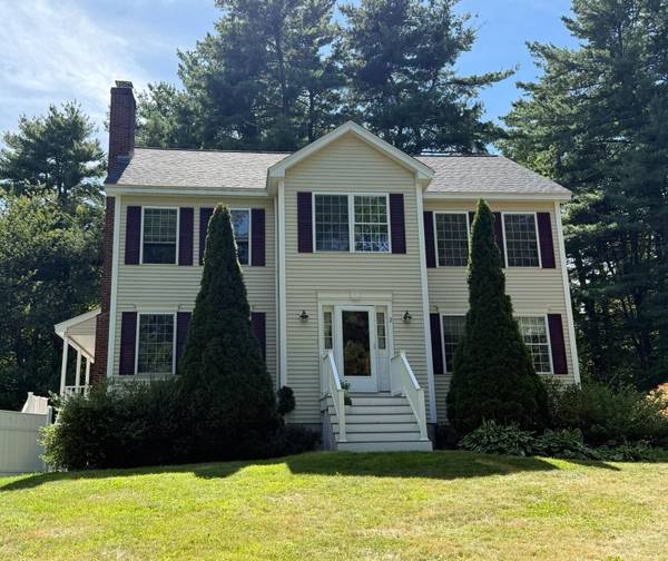 2 Maple AVE, Hampstead, NH 03841