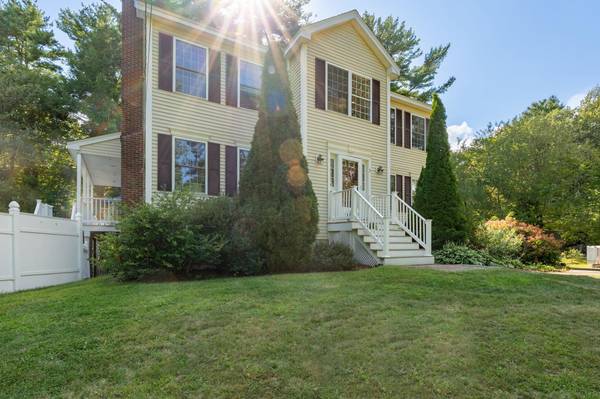 2 Maple AVE, Hampstead, NH 03841