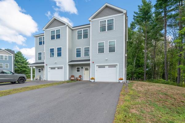 15 Biggs AVE #A, Epping, NH 03042