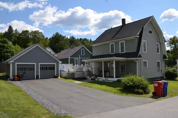 1 Henry ST, Barre Town, VT 05641