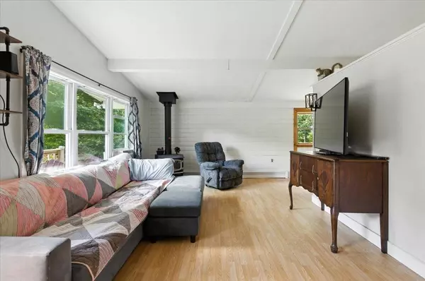 Cambridge, VT 05464,9161 VT route 15