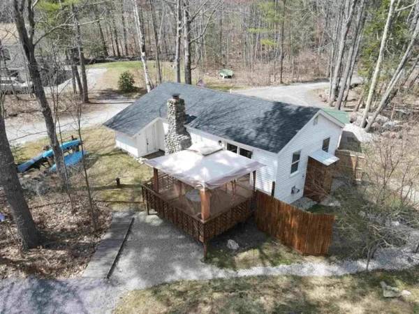 11 Indian PT, Croydon, NH 03773