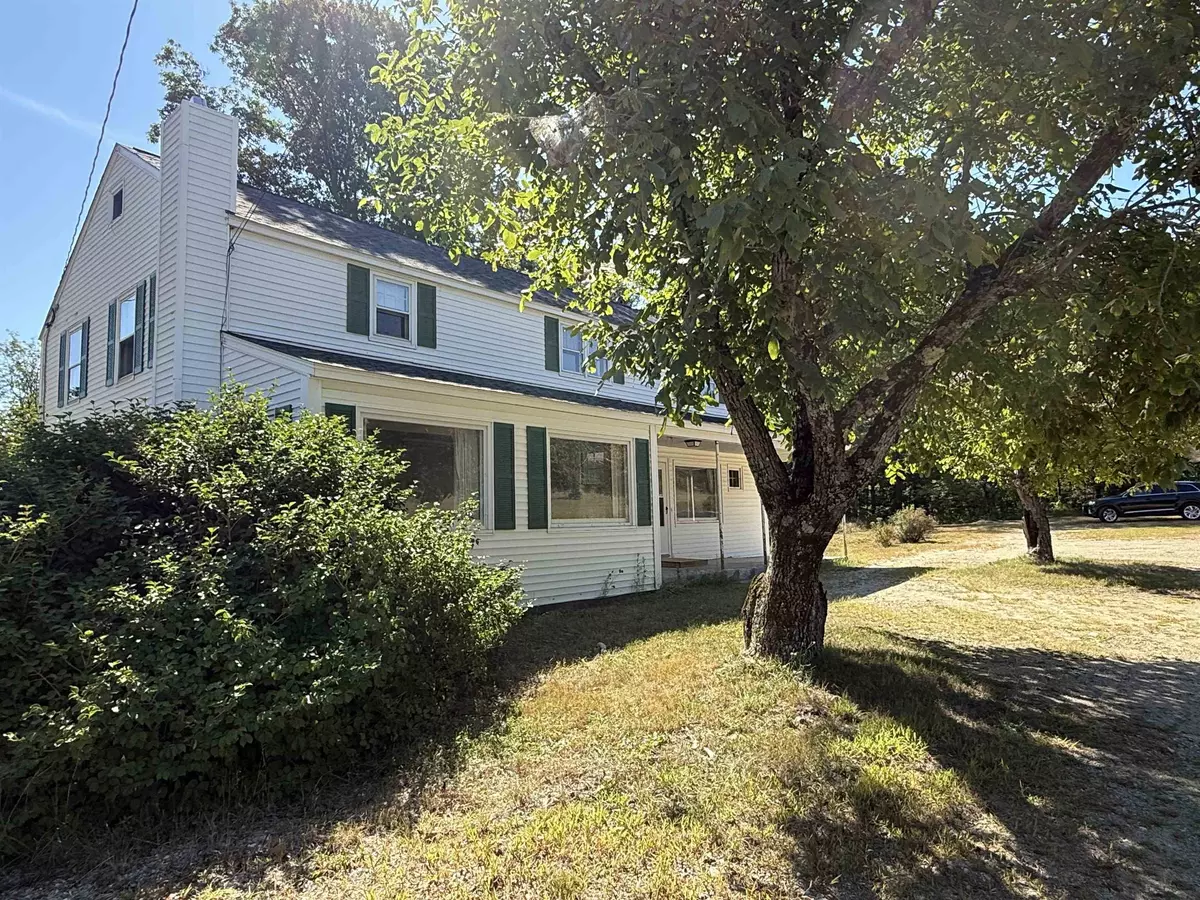 Dunbarton, NH 03046,131 Stark Highway North
