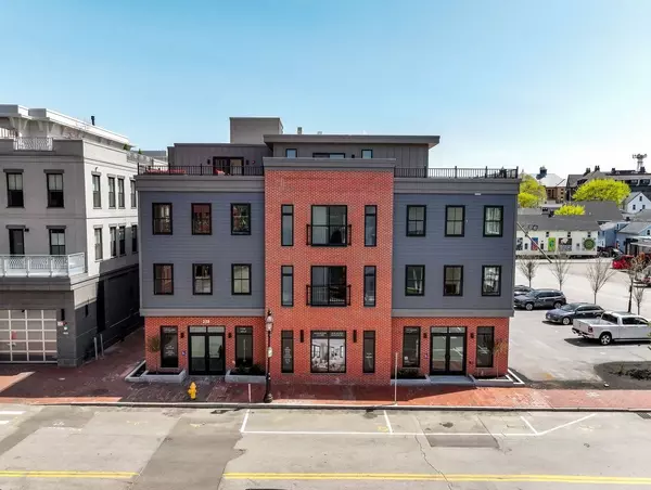 238 Deer ST #202, Portsmouth, NH 03801