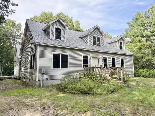 91 Lovering RD, North Hampton, NH 03862
