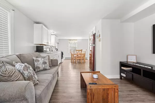 8 Commonwealth AVE #Unit 1 down, Salisbury, MA 01952