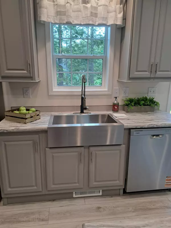 Hampton, NH 03842,3 Alison CIR