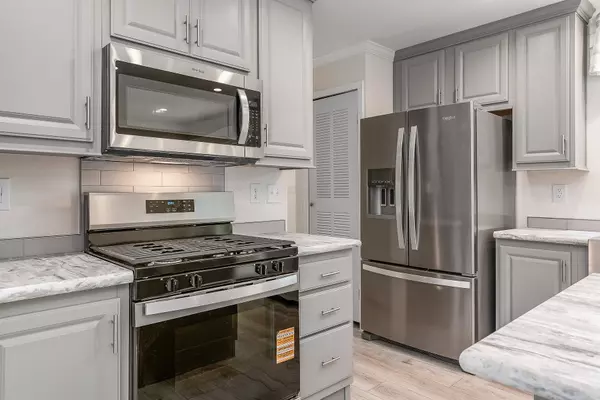 Hampton, NH 03842,3 Alison CIR