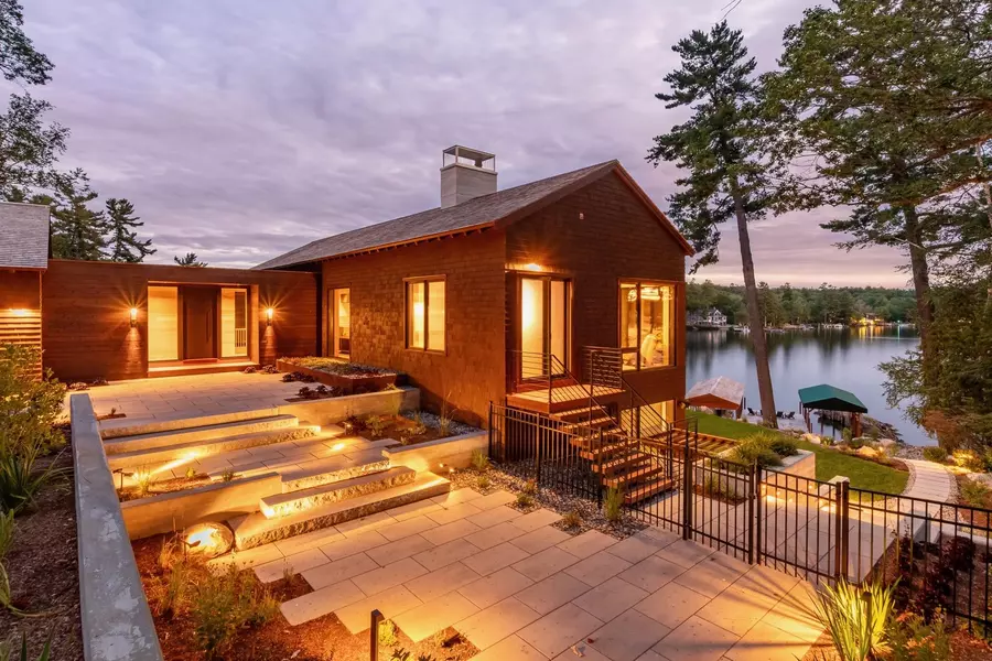 164 Edgewater DR, Gilford, NH 03249