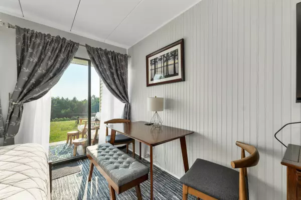 Laconia, NH 03246,375 Endicott N. ST #104A