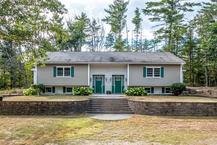 17 The Meadows RD, Bartlett, NH 03838
