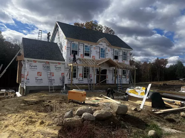 10 Blaisdell CT, Raymond, NH 03077