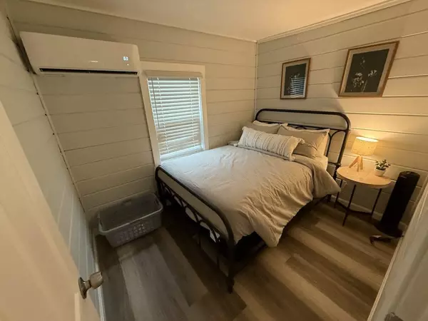 Hampton, NH 03842,19 Auburn AVE #1