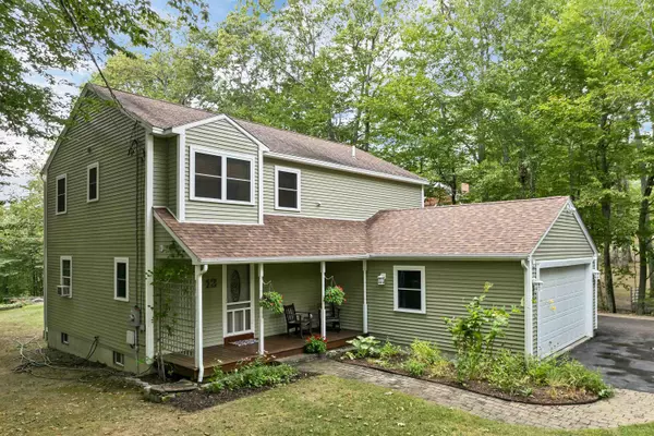 12 Serenity LN, Meredith, NH 03253