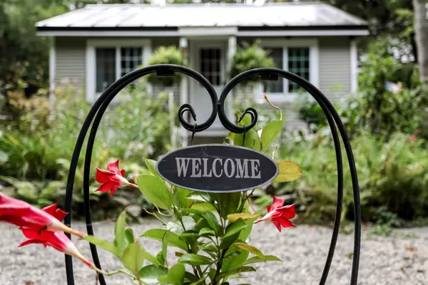 Alstead, NH 03602,32 Blueberry Hill LN