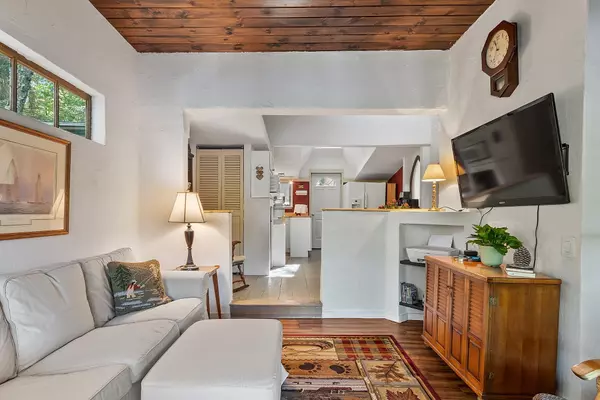 Epsom, NH 03234,219 Chestnut Pond RD